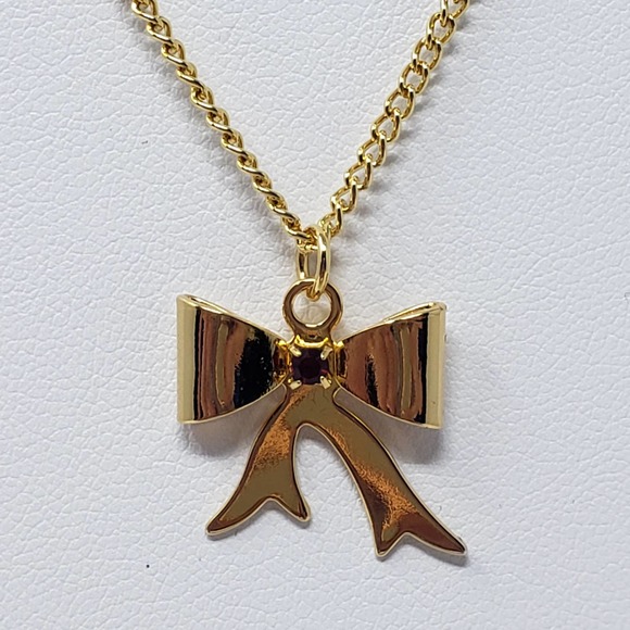 Vintage Jewelry - Gold Tone Chain Bow Ribbon Pendant Red Crystal